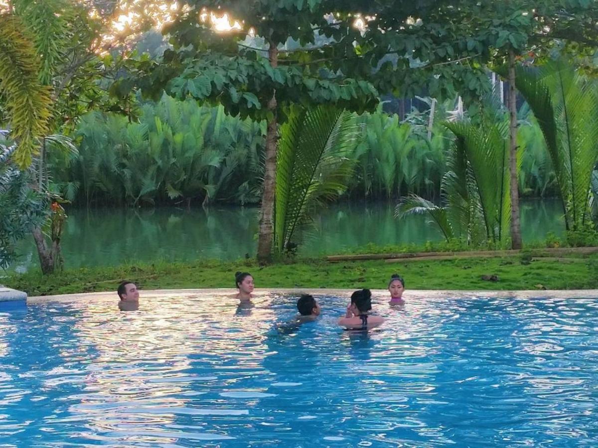 Loboc River Resort Extérieur photo